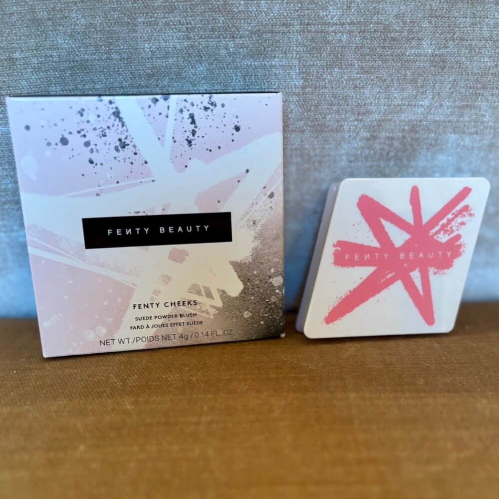 Fenty Beauty - Fenty Cheeks Suede Powder Blush in Petal Poppin' - NWT